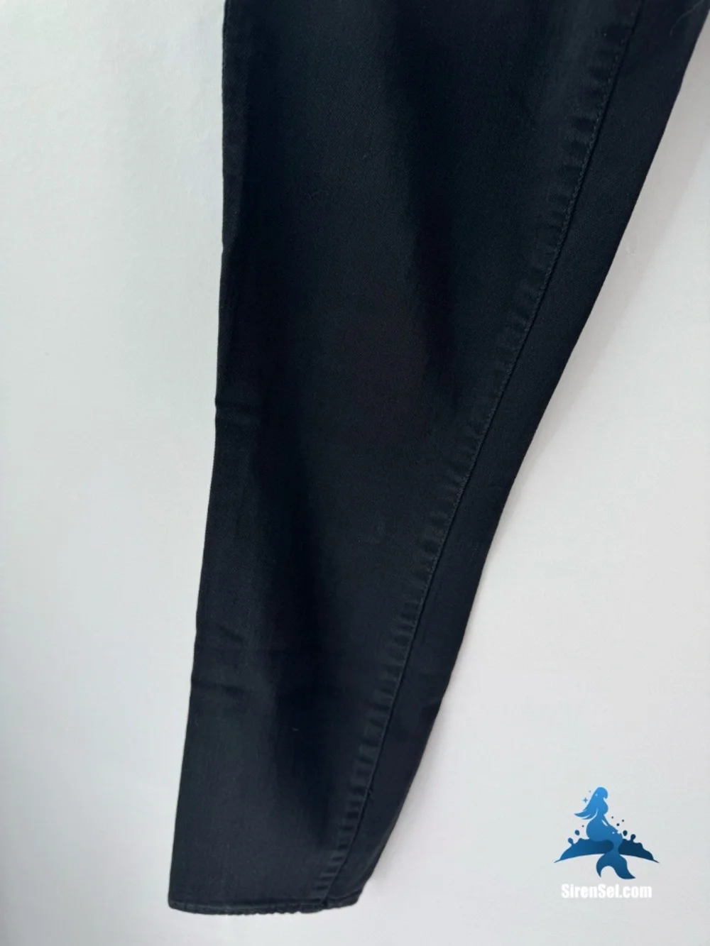 1140 J.Crew Toothpick Jeans - Size 27 - Black